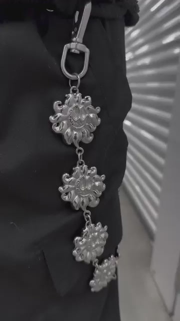 KAIZEN FLOWERS WALLET CHAIN